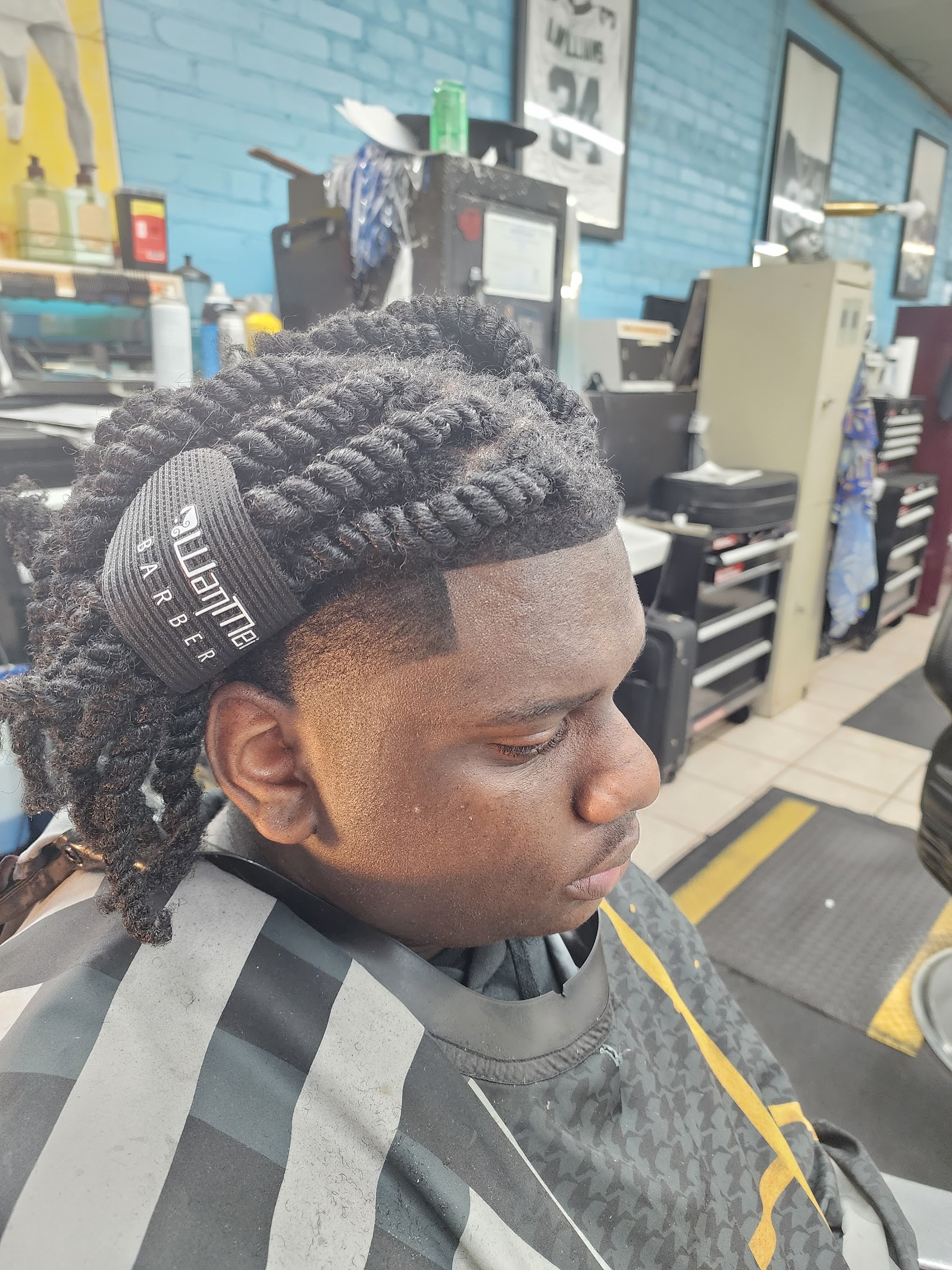 Blitz Barber Shop & Salon